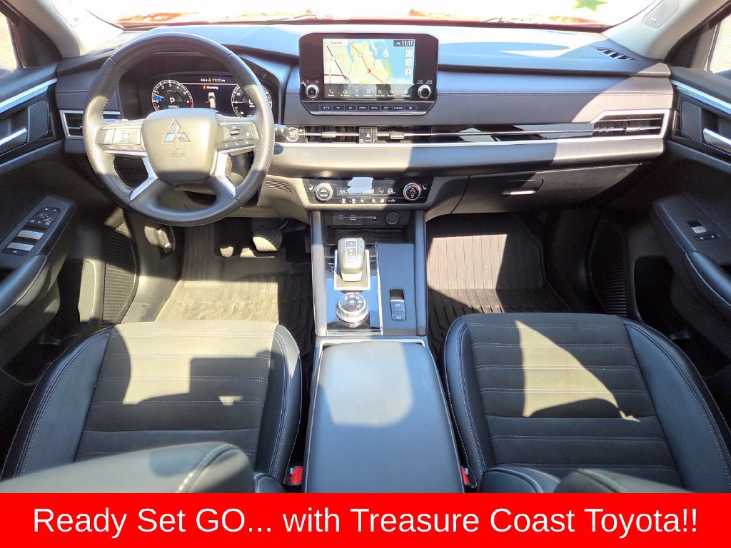 Used 2024 Mitsubishi Outlander SE FWD image 6