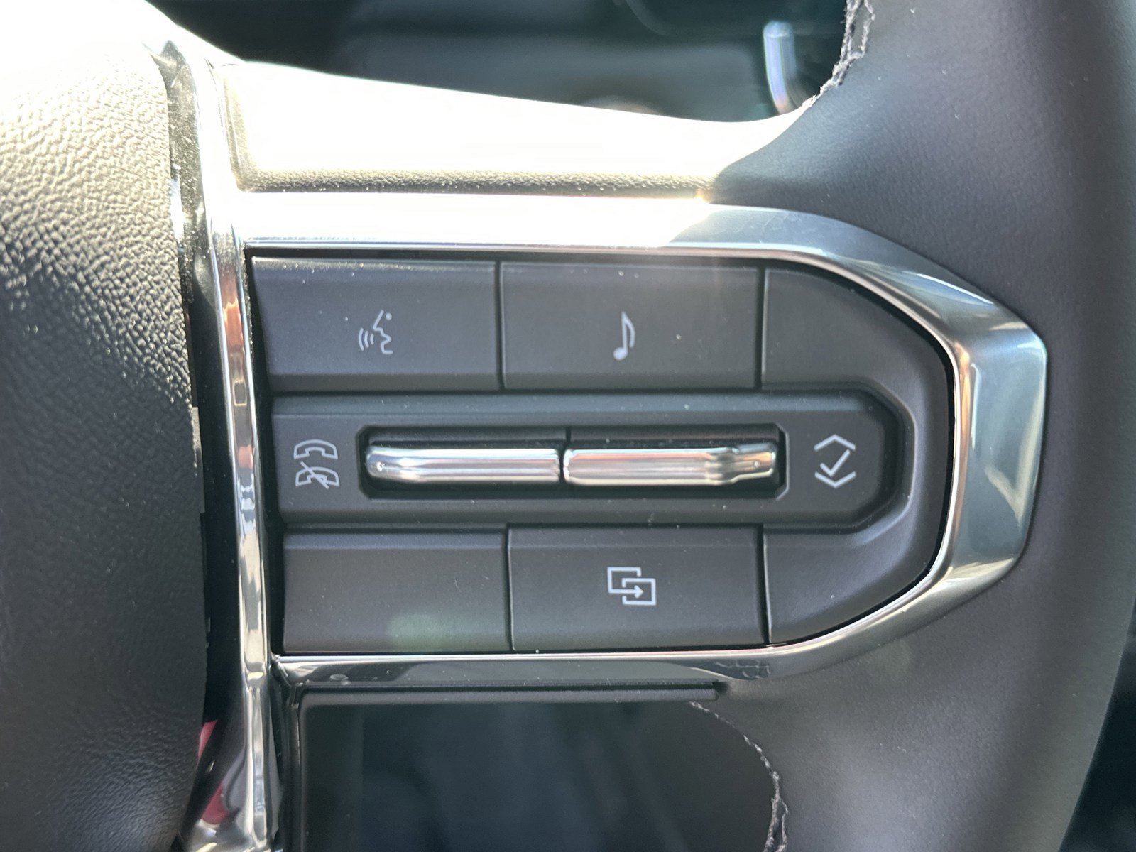 Used 2026 GMC Canyon Elevation RWD image 26