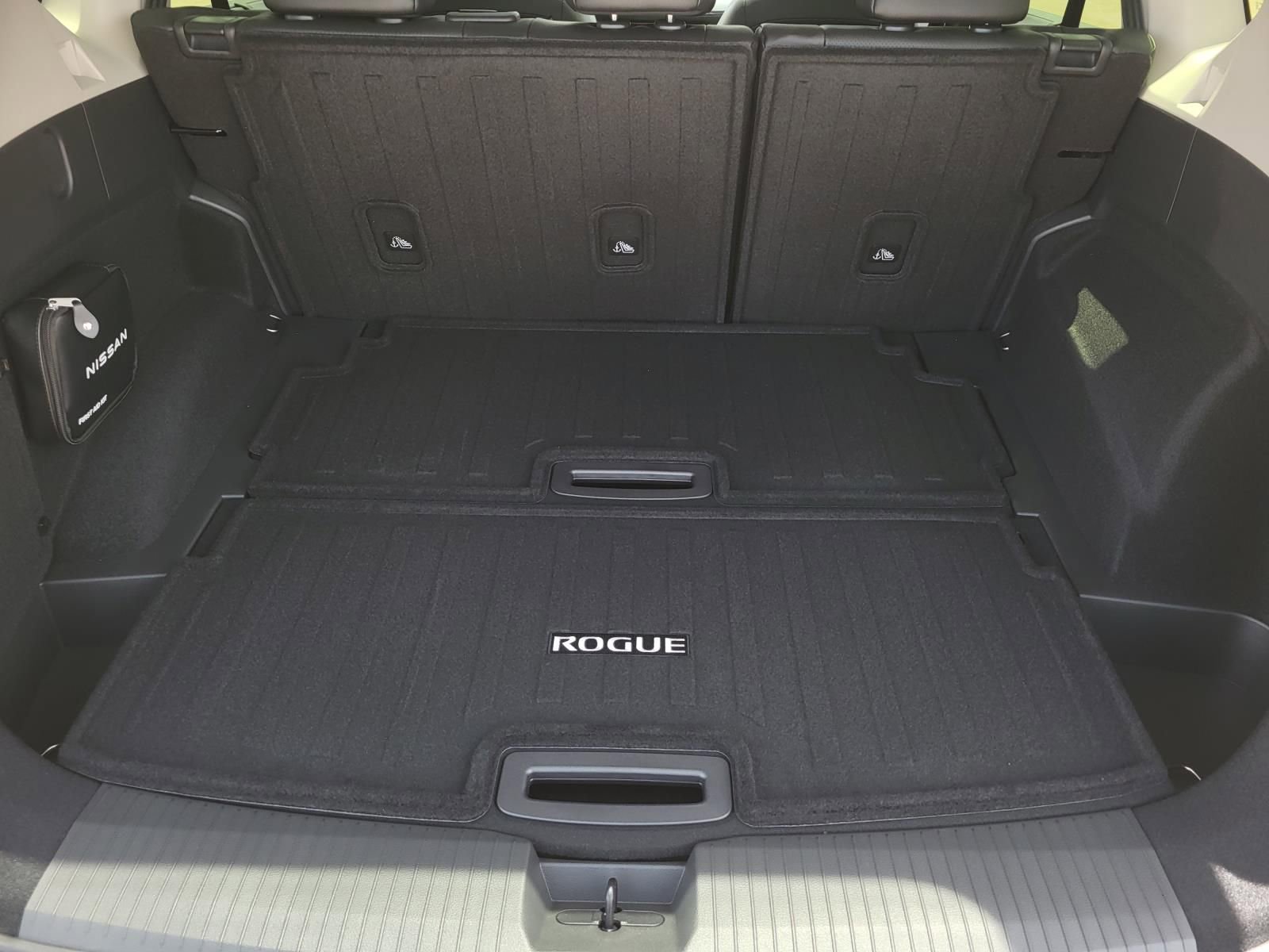 New 2026 Nissan Rogue Platinum AWD/4WD image 14