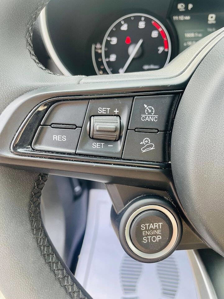 Used 2021 Alfa Romeo Stelvio Ti image 43