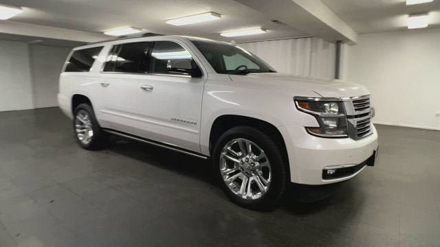 Used 2019 Chevrolet Suburban Premier w/ Premier Plus Edition AWD/4WD image 2