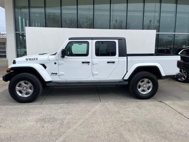 Used 2024 Jeep Gladiator Sport image 2