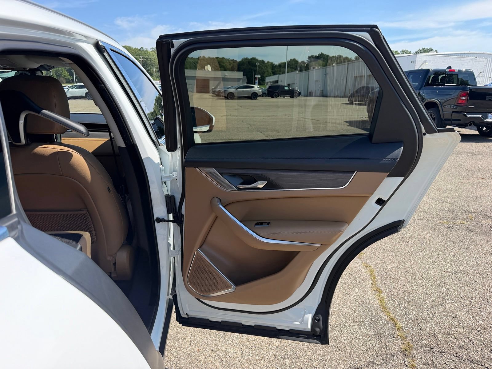 Used 2021 Jaguar F-PACE S AWD/4WD image 34