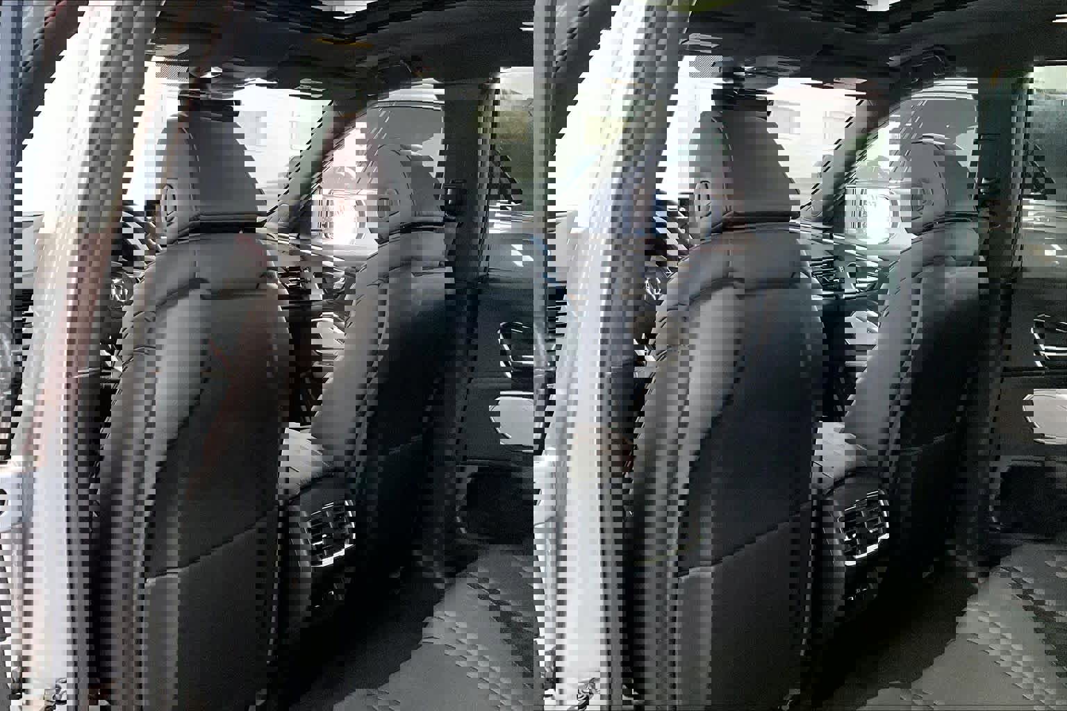 Used 2025 Acura RDX A-Spec image 10