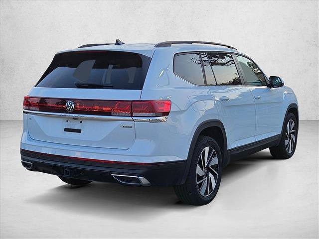 Used 2025 Volkswagen Atlas SE AWD/4WD image 5