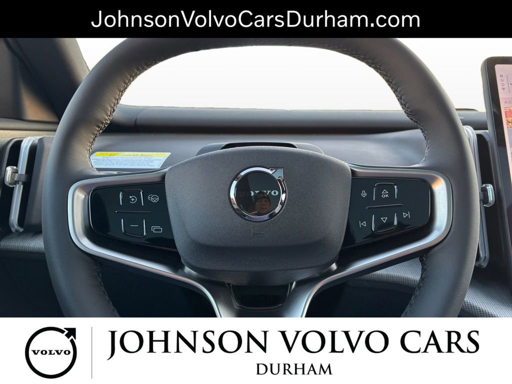 New 2025 Volvo EX30 Ultra w/ Protection Package Premier image 16