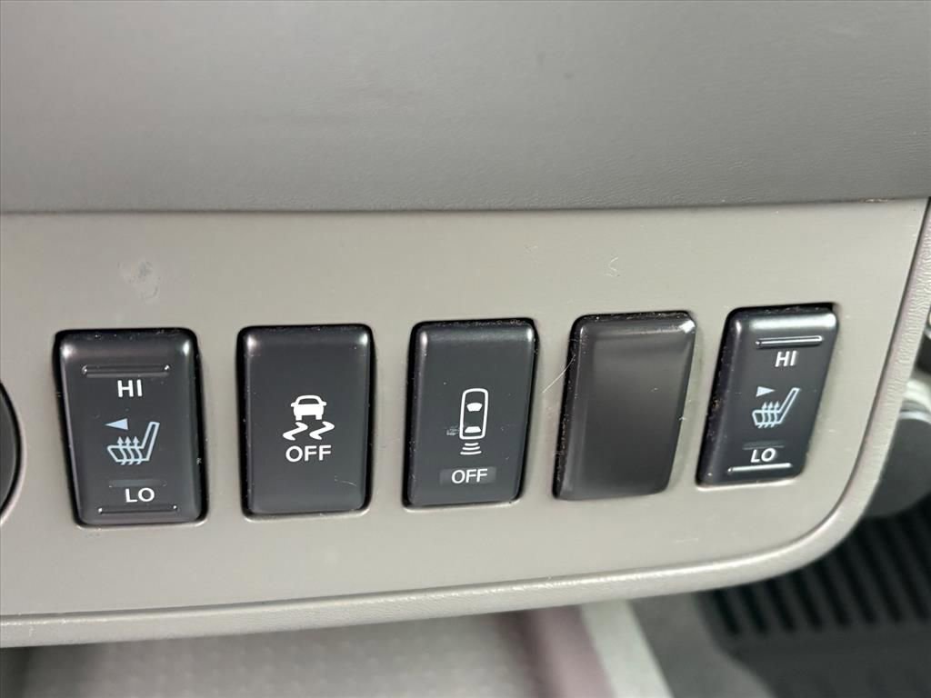 Used 2020 Nissan Frontier SV w/ Midnight Edition Floor Mats image 13