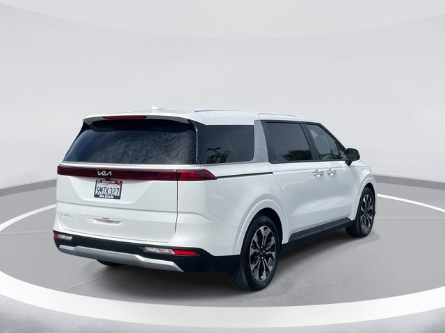 Used 2024 Kia Carnival EX image 5
