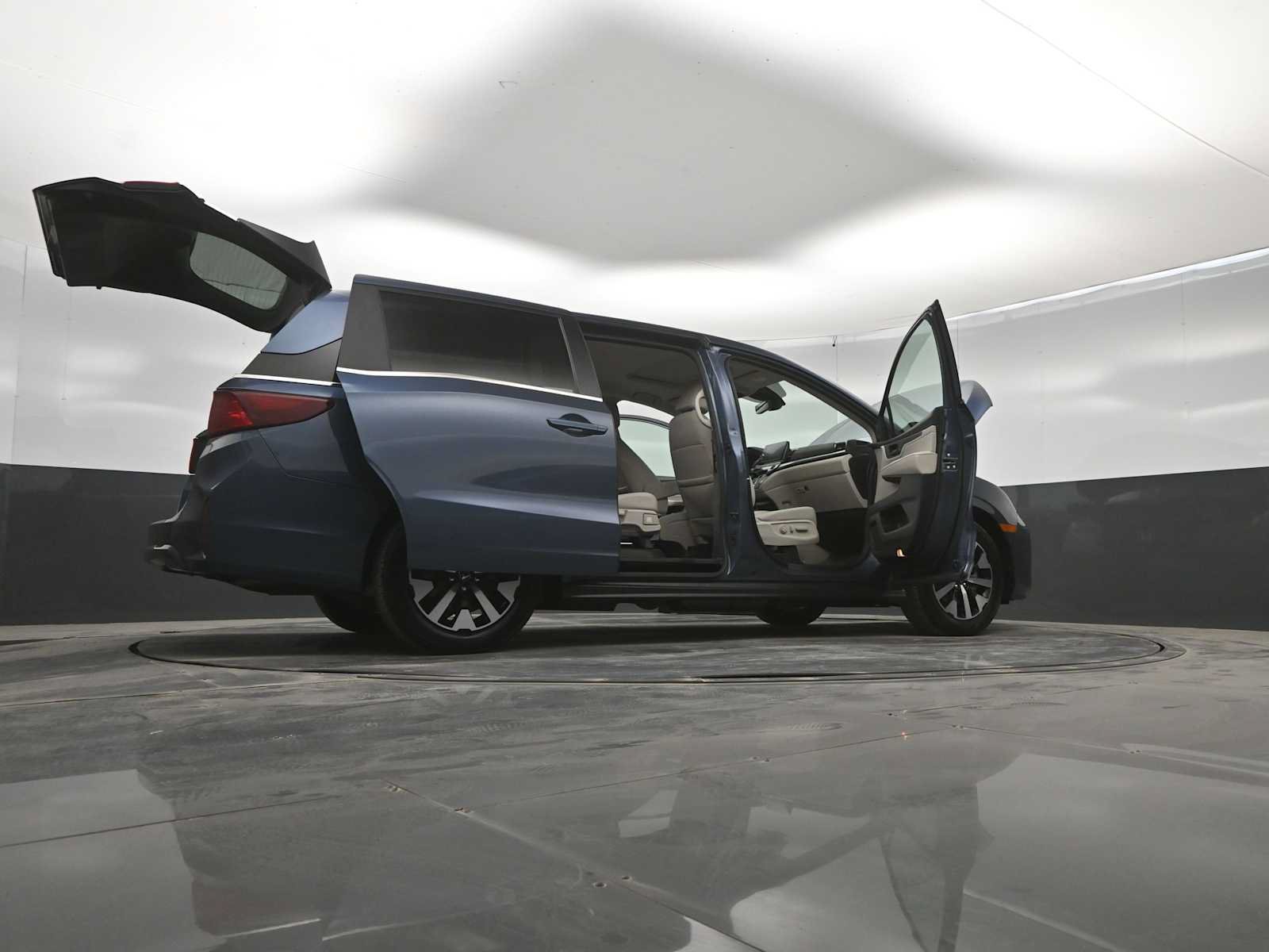Used 2025 Honda Odyssey EX-L image 43