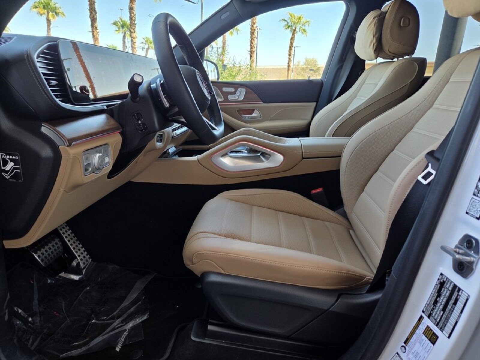 New 2026 Mercedes-Benz GLS 580 4MATIC image 11