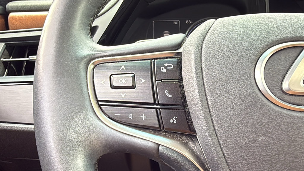 Used 2023 Lexus ES 300h w/ Premium Package FWD image 31