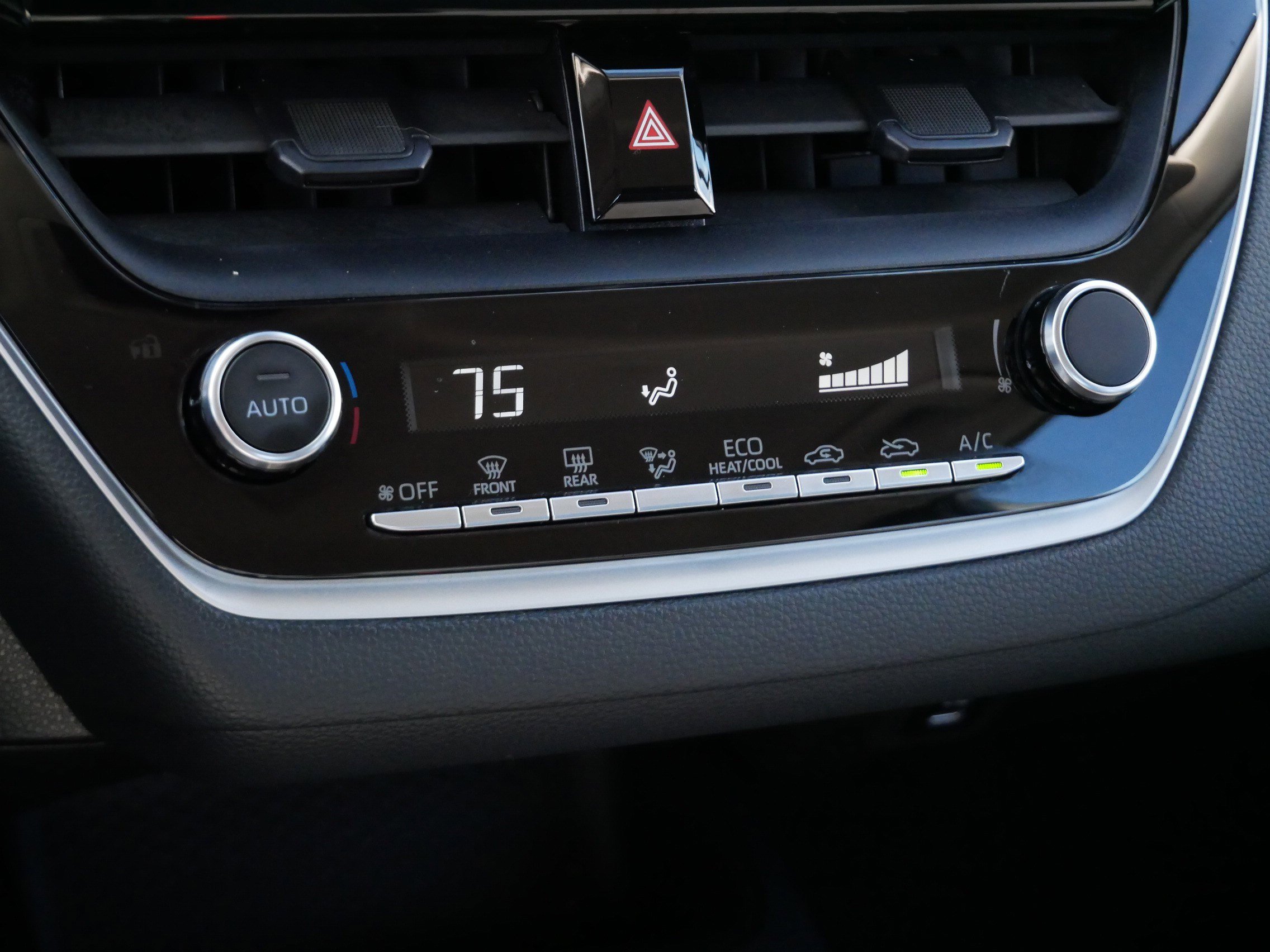 Certified 2023 Toyota Corolla LE image 23