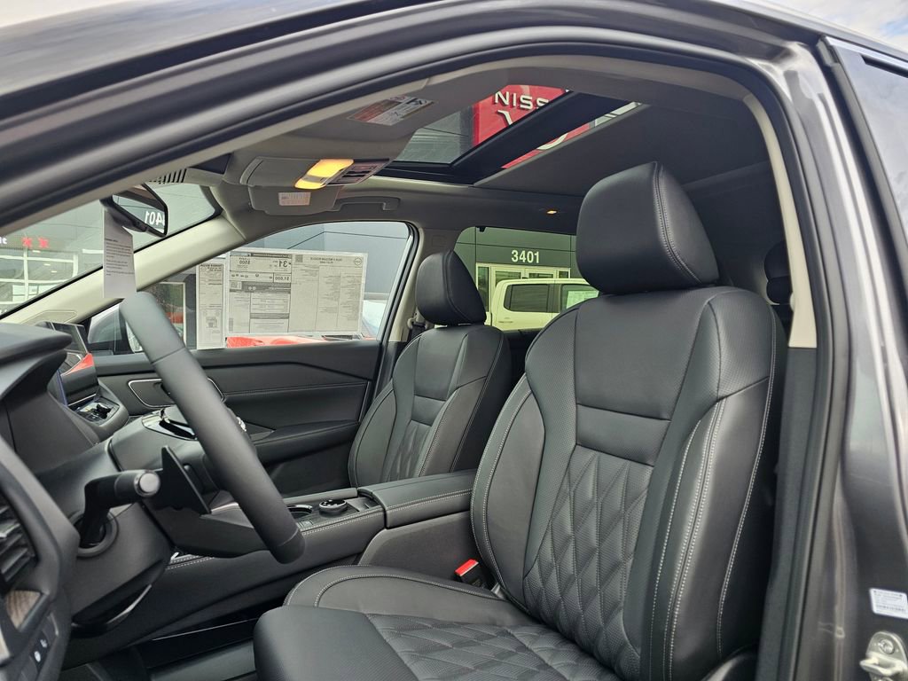 New 2026 Nissan Rogue Platinum w/ Platinum Premium Package image 17