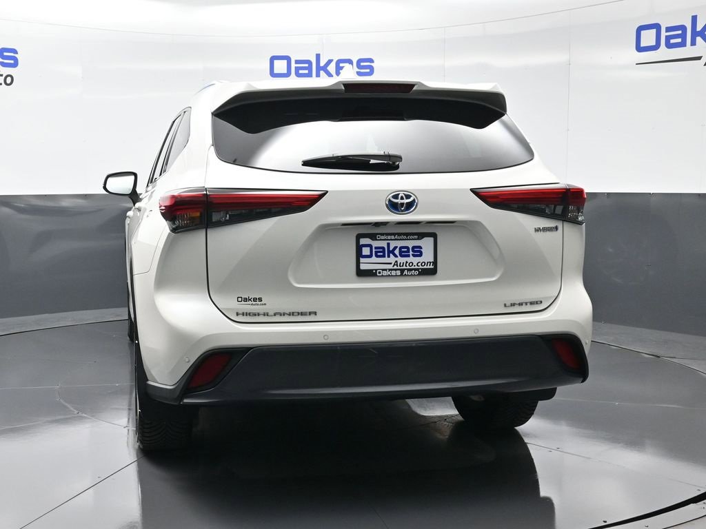Used 2021 Toyota Highlander Limited image 7