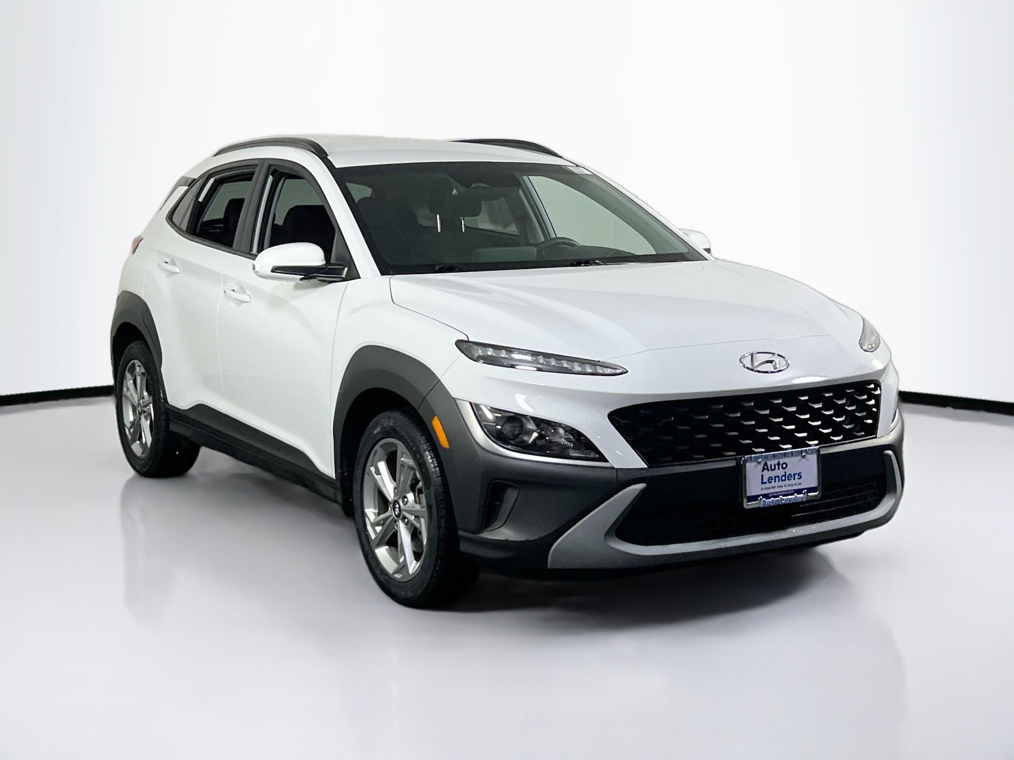 Used 2023 Hyundai Kona SEL AWD/4WD image 3