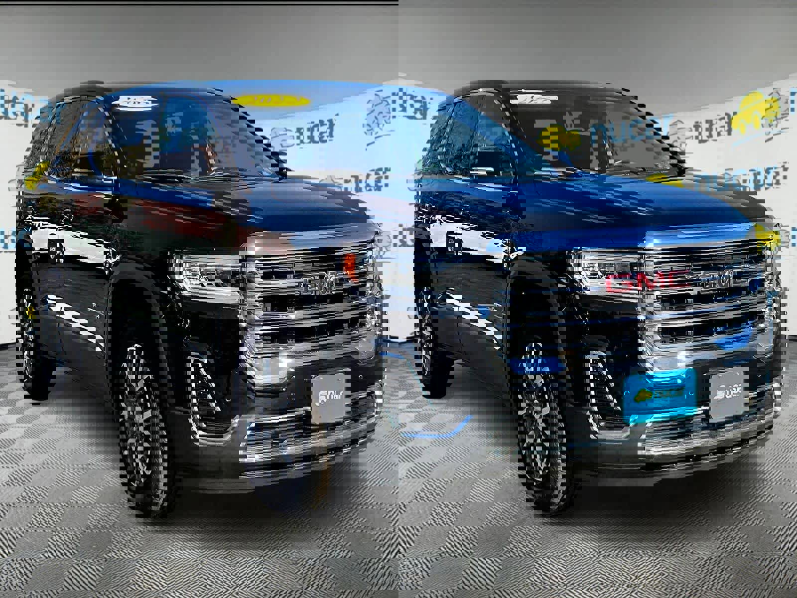 Used 2022 GMC Acadia SLE image 1