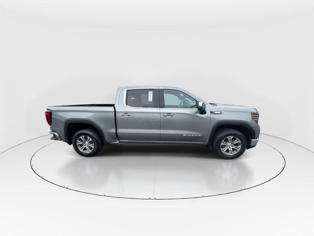 Used 2024 GMC Sierra 1500 SLT AWD/4WD image 9