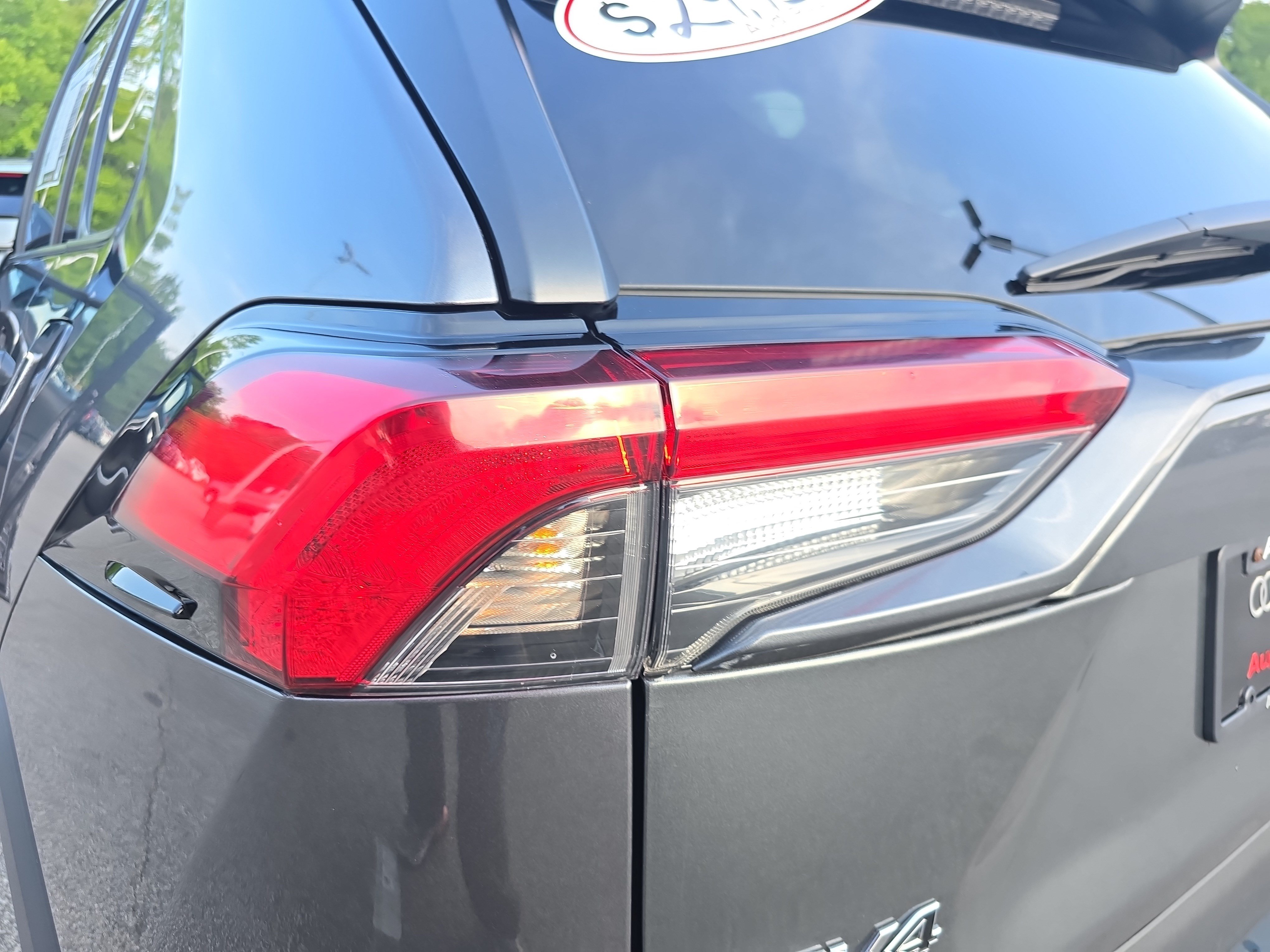 Used 2025 Toyota RAV4 XLE FWD image 31