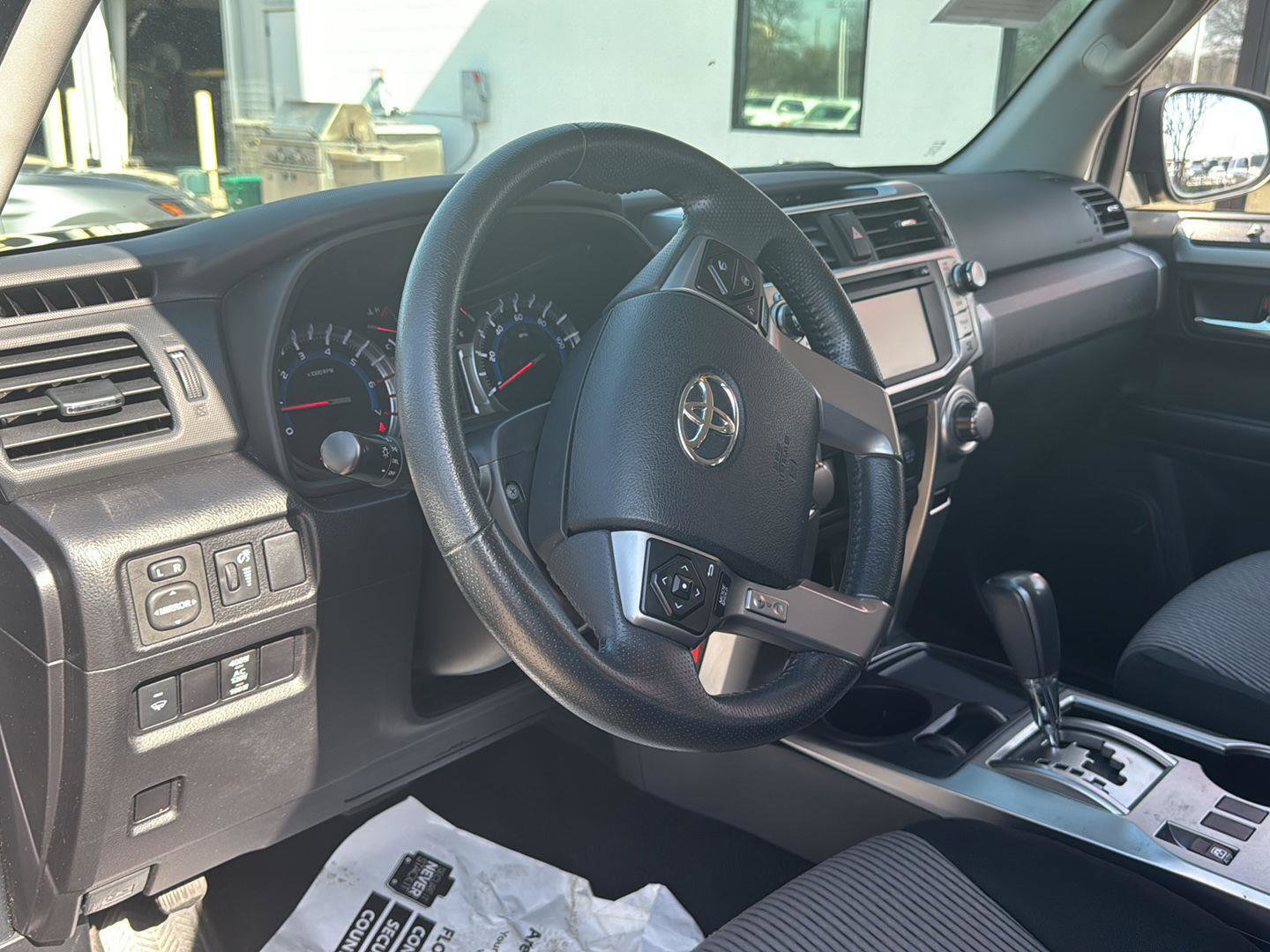 Used 2018 Toyota 4Runner SR5 image 17