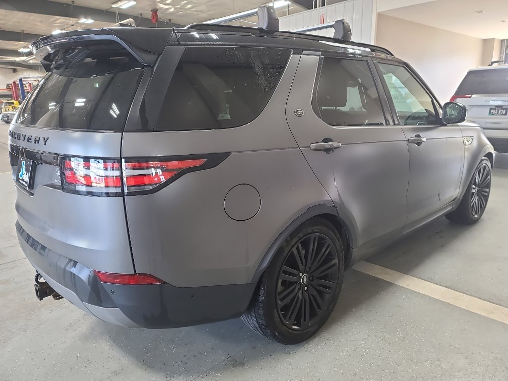 Used 2019 Land Rover Discovery HSE image 5