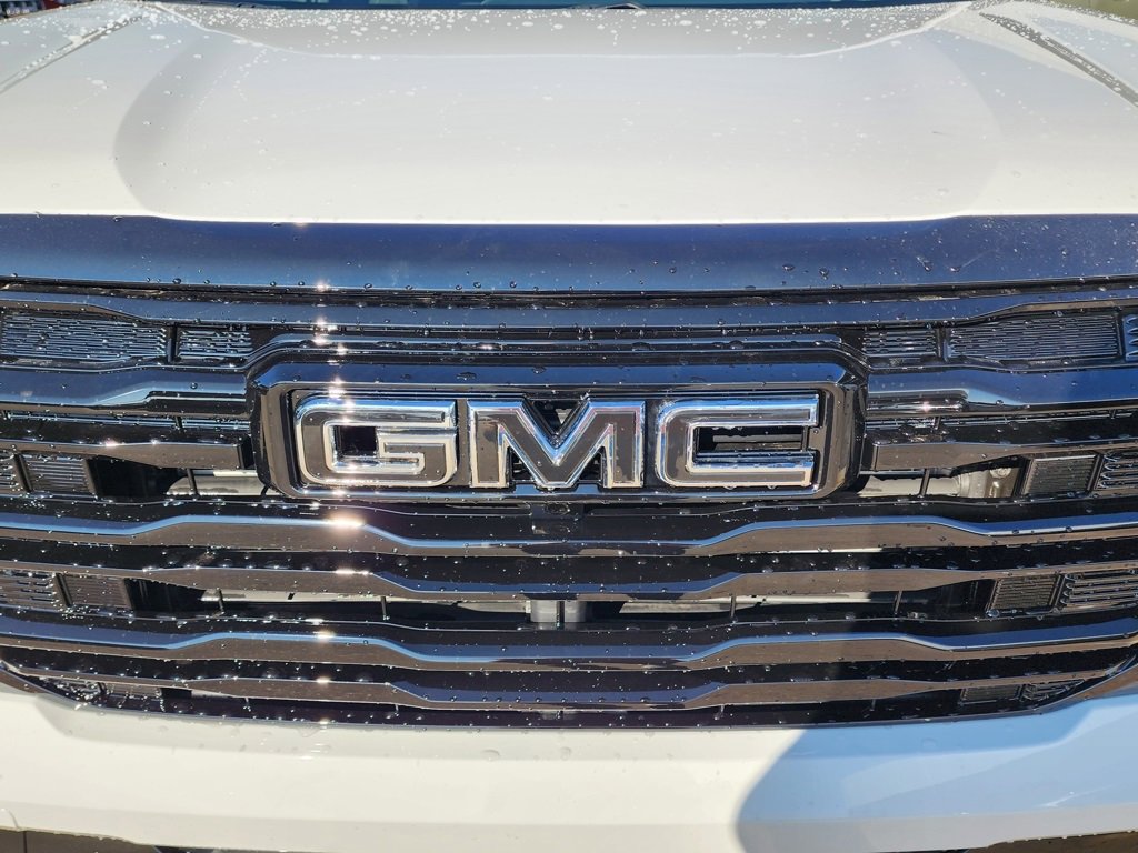 New 2026 GMC Terrain Elevation w/ Black Edition image 10