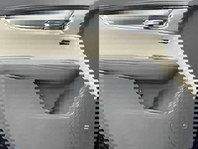 New 2025 Cadillac XT5 Premium Luxury w/ Technology Package FWD image 15