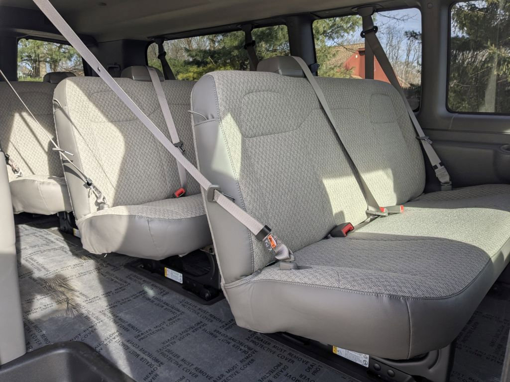 New 2025 GMC Savana 3500 LT w/ LT Preferred Equipment Group image 34