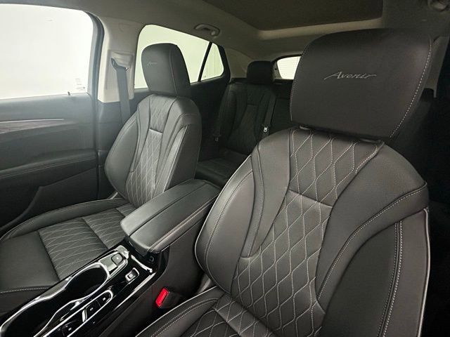 Used 2023 Buick Envision Avenir image 34