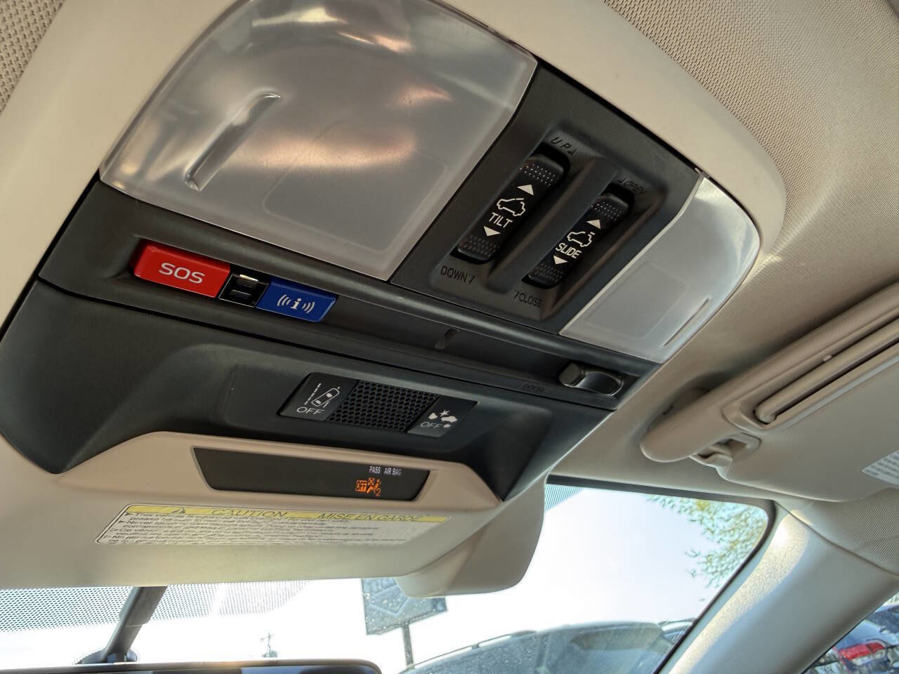 Used 2017 Subaru Impreza 2.0i Limited image 23