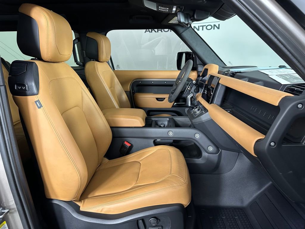 Used 2023 Land Rover Defender 90 Carpathian Edition AWD/4WD image 21