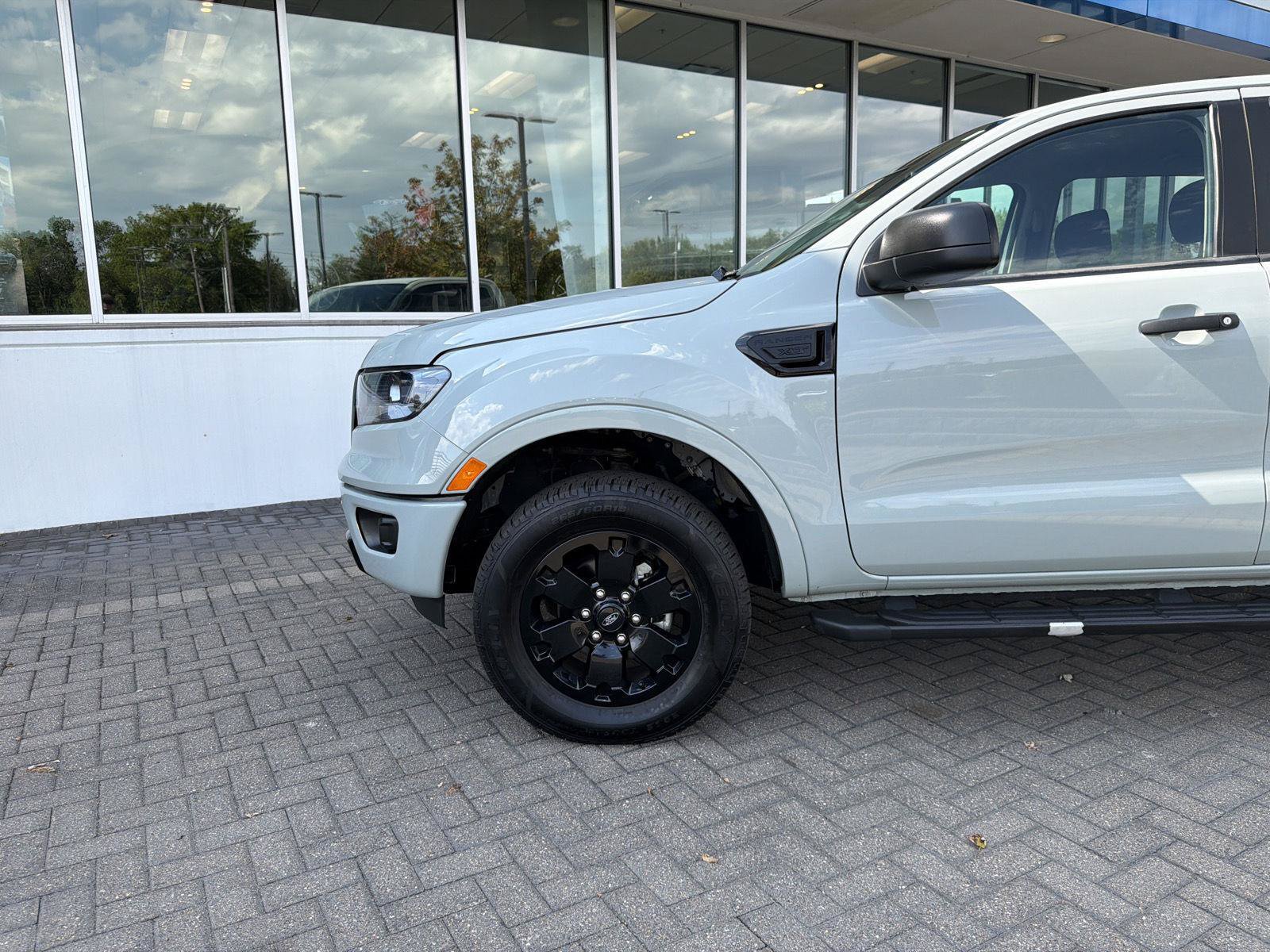 Used 2023 Ford Ranger XLT w/ Equipment Group 301A Mid AWD/4WD image 9