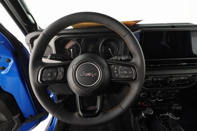 Used 2024 Jeep Wrangler Unlimited image 12