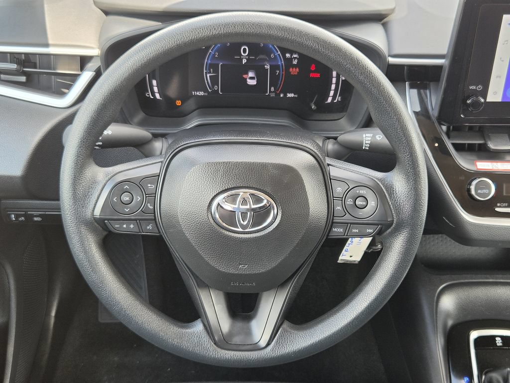 Used 2026 Toyota Corolla LE FWD image 15