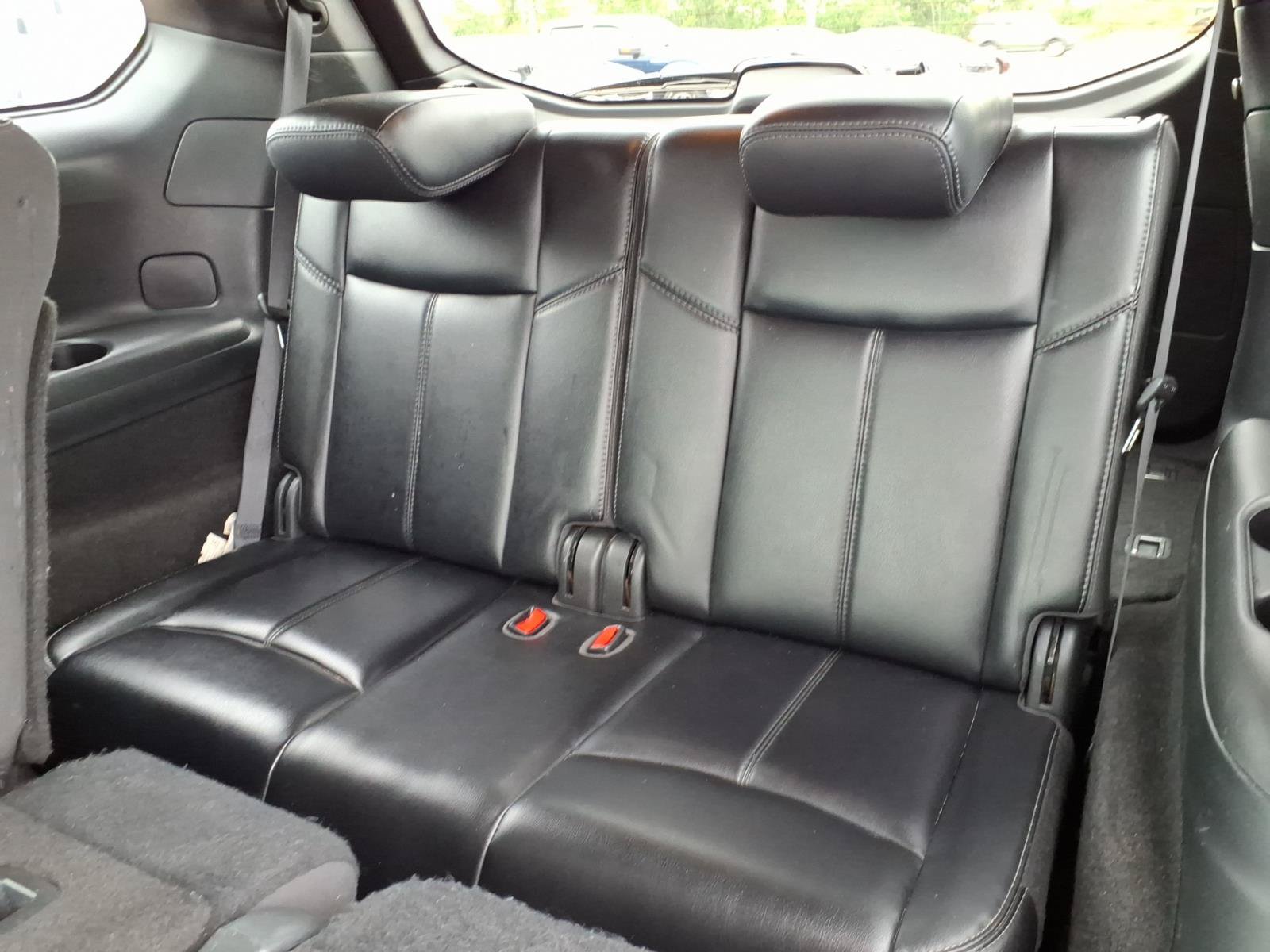 Used 2020 Nissan Pathfinder SL AWD/4WD image 10