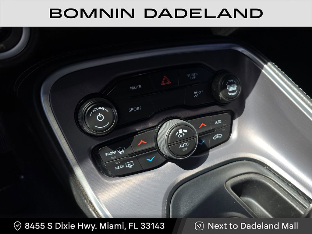 Used 2020 Dodge Challenger SXT image 20