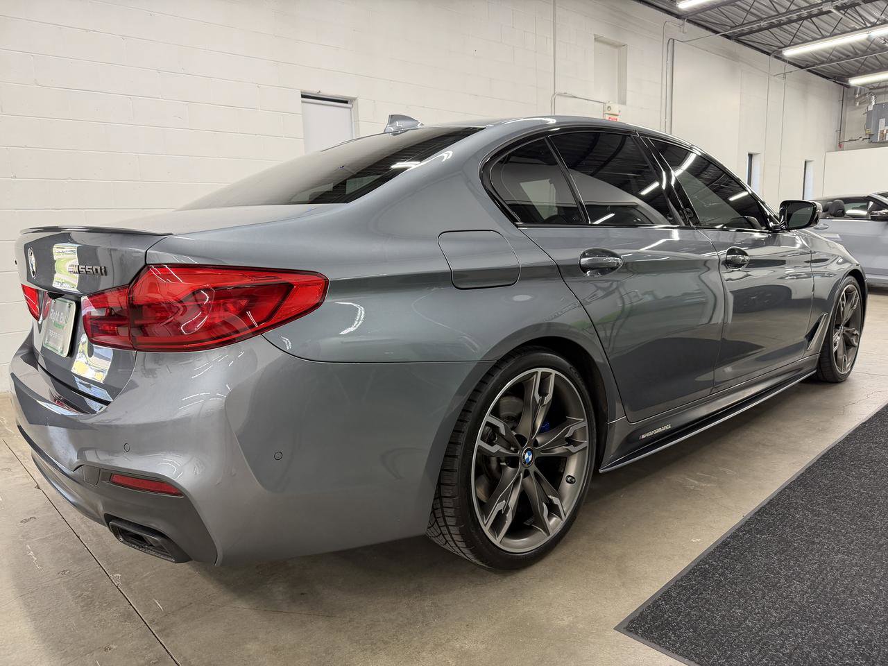 Used 2019 BMW M550i xDrive w/ Premium Package AWD/4WD image 4