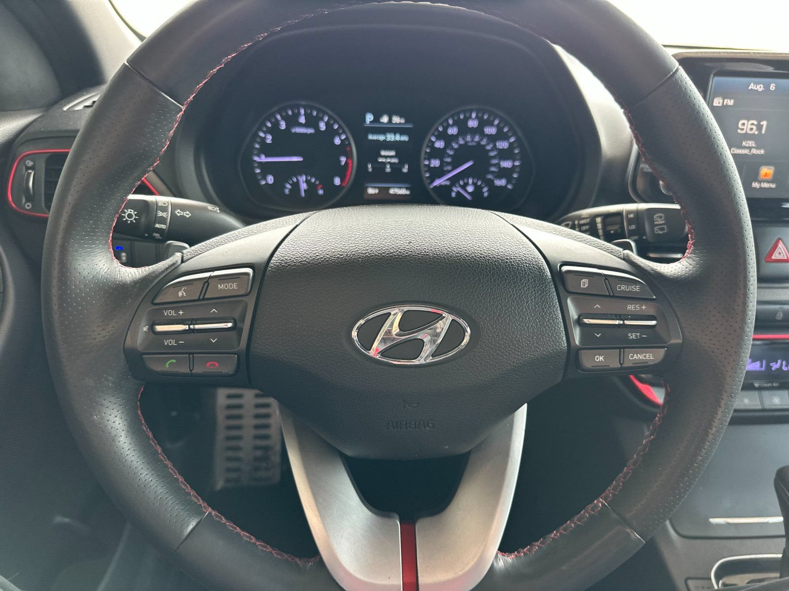 Used 2018 Hyundai Elantra GT Sport FWD image 23