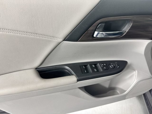 Used 2016 Honda Accord EX image 20