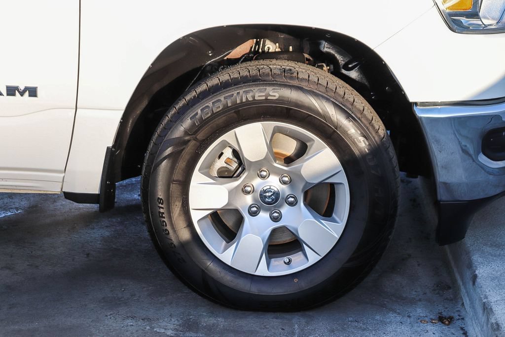 Used 2022 RAM 1500 Big Horn AWD/4WD image 11