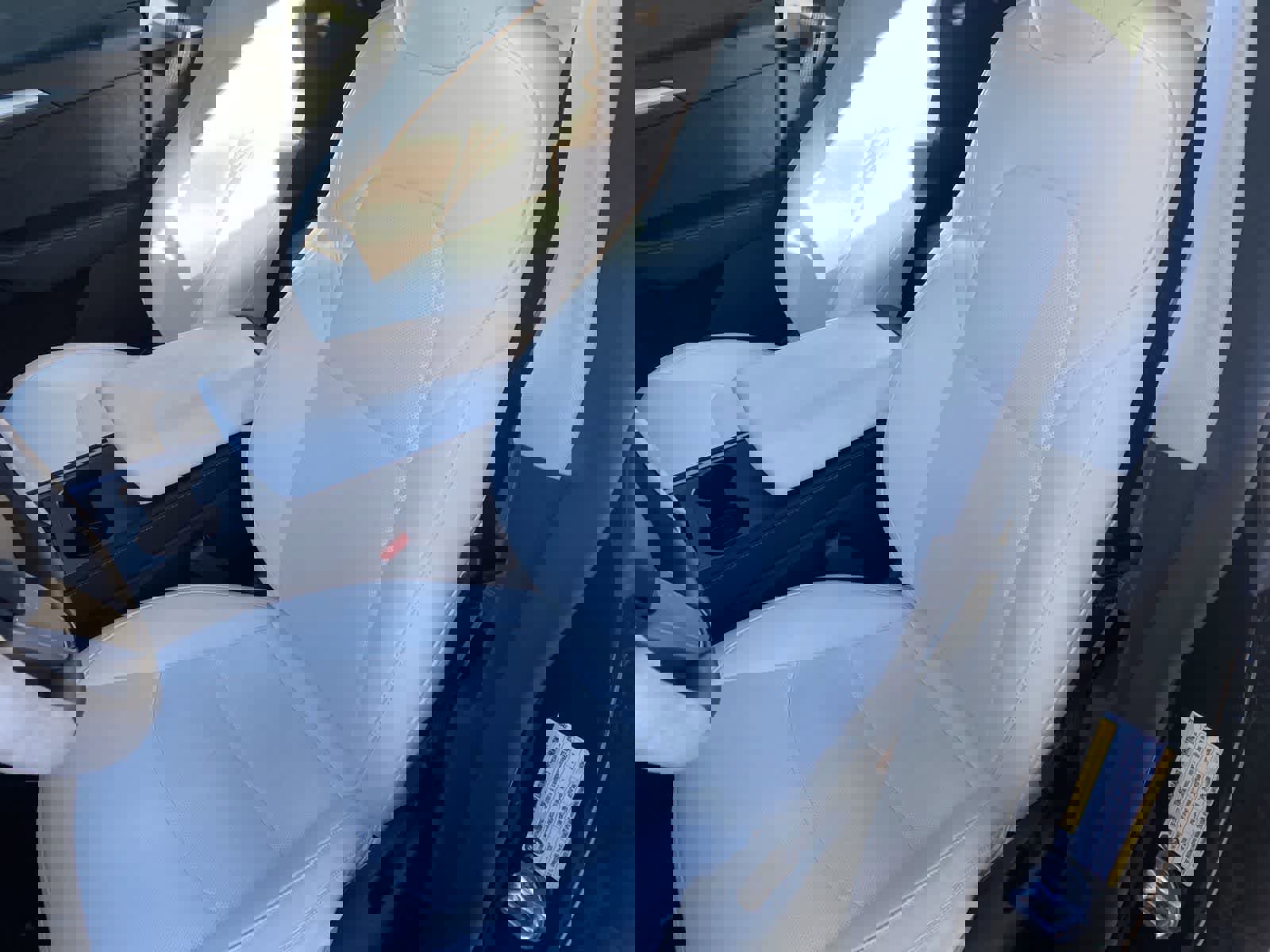 Used 2025 Tesla Model Y Long Range image 11