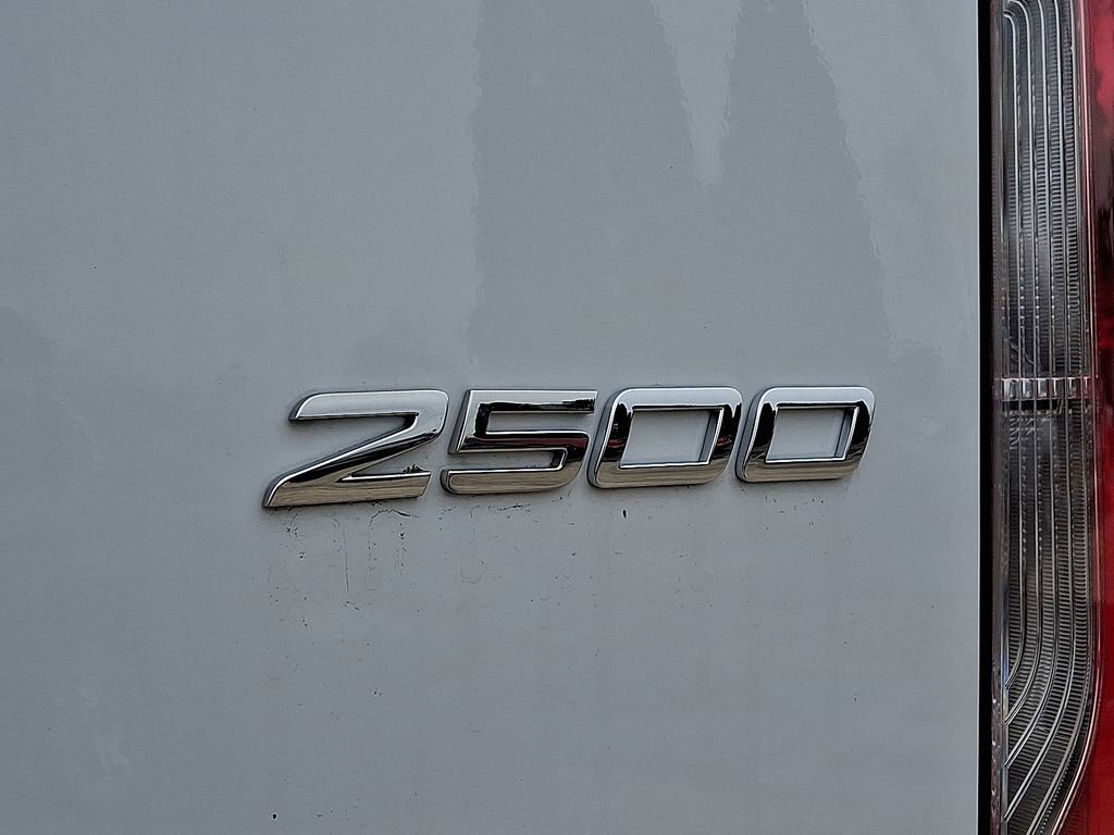 Used 2025 Mercedes-Benz Sprinter 2500 image 31