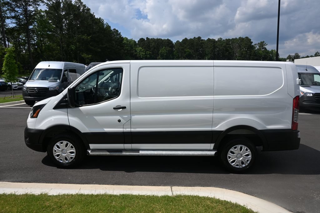 Used 2025 Ford Transit 250 Low Roof w/ Exterior Upgrade Package RWD image 3