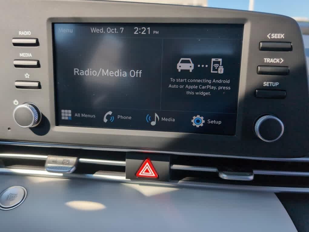 New 2026 Hyundai Elantra SEL Sport FWD image 16