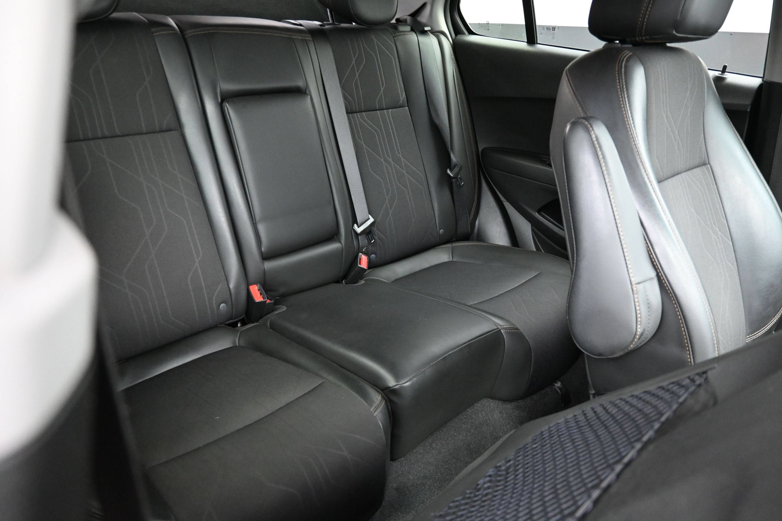 Used 2020 Chevrolet Trax LT w/ LT Convenience Package FWD image 25