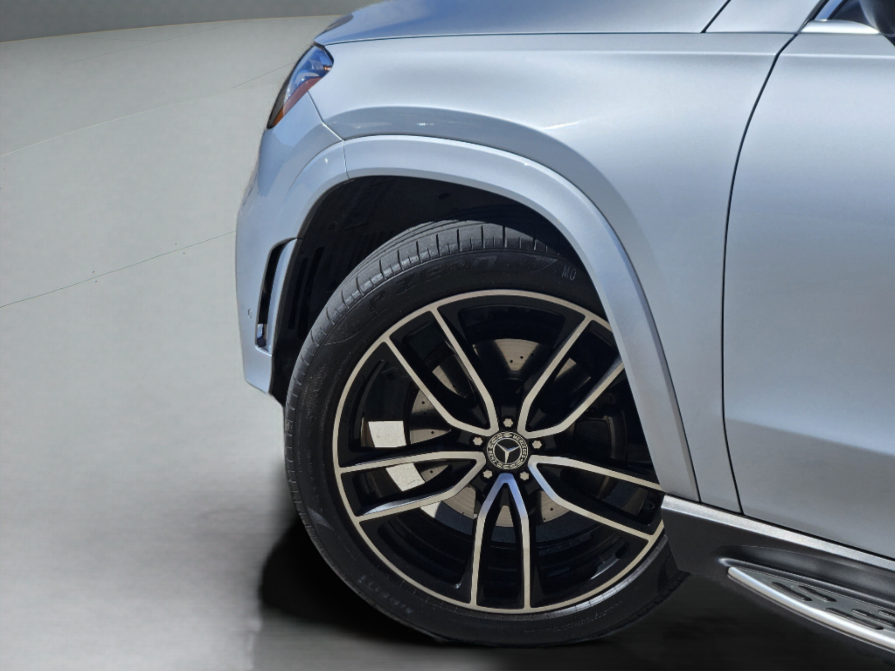 Certified 2023 Mercedes-Benz GLS 450 4MATIC image 32