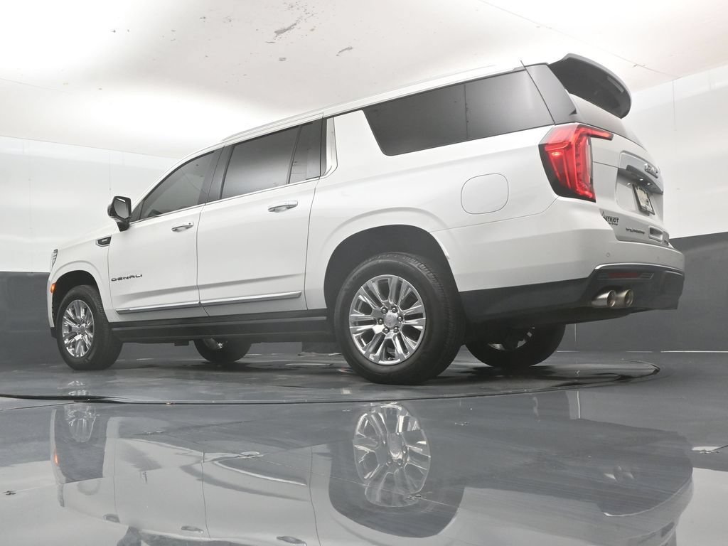 Used 2022 GMC Yukon XL Denali AWD/4WD image 53