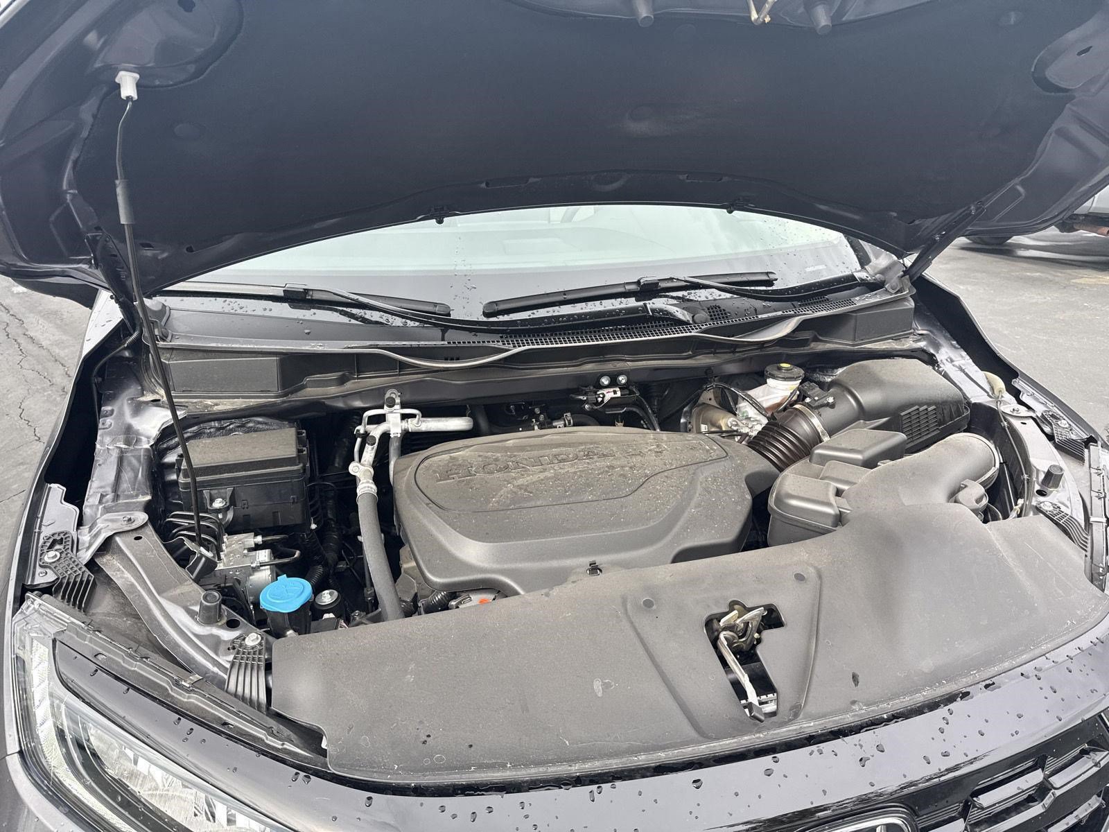 Certified 2026 Honda Odyssey Elite image 35