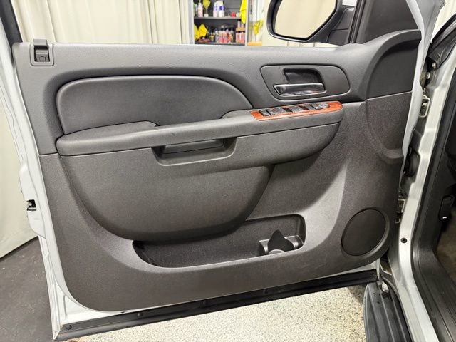 Used 2013 Chevrolet Tahoe LS image 18