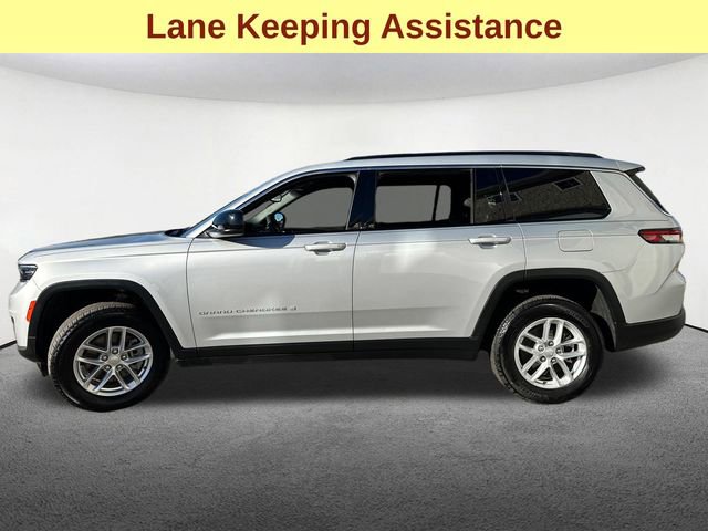 Used 2024 Jeep Grand Cherokee L Laredo AWD/4WD image 6