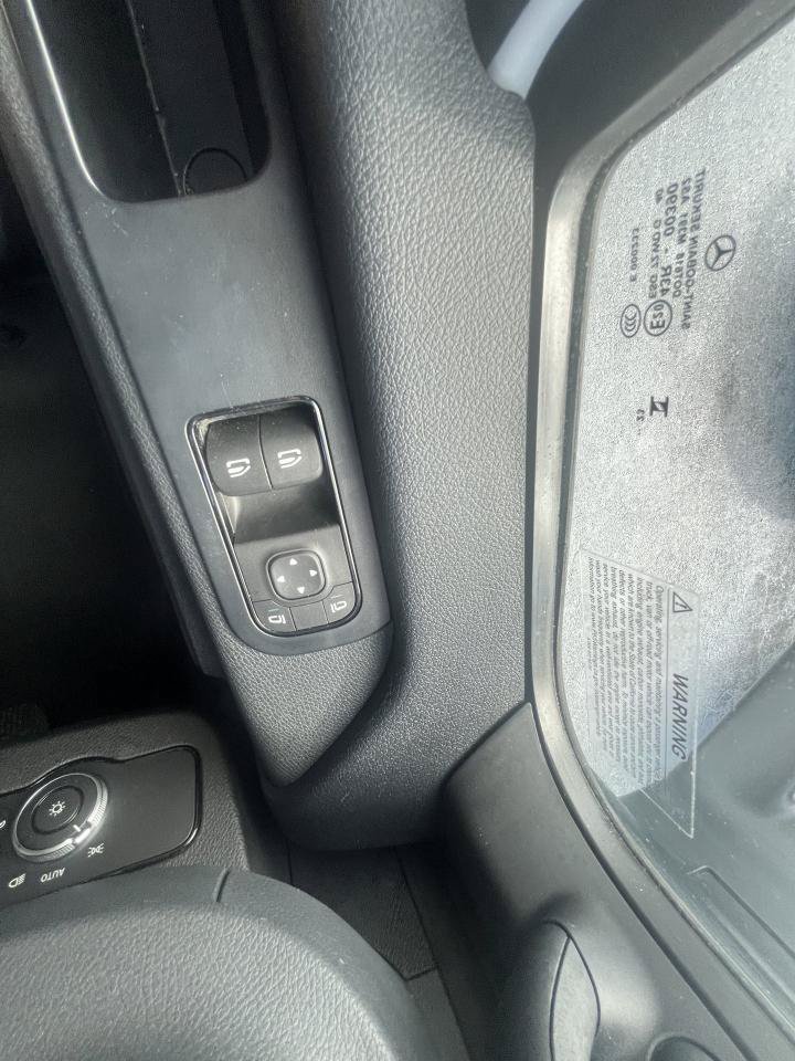 Used 2023 Mercedes-Benz Sprinter 4500 image 19